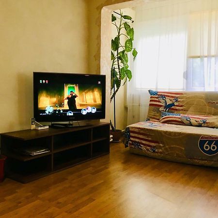 Ferienwohnung Peremohy Avenue 17 Kiew Exterior foto