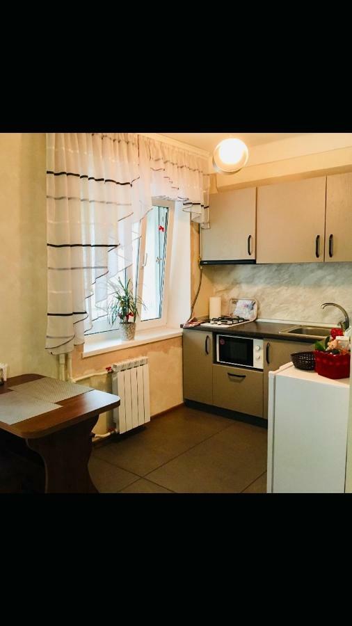 Ferienwohnung Peremohy Avenue 17 Kiew Exterior foto
